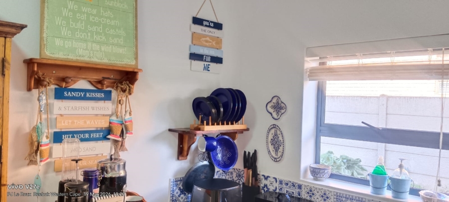 To Let 2 Bedroom Property for Rent in Reebok Western Cape